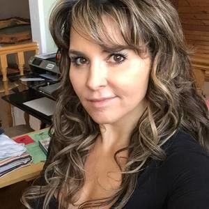 Meet your Posher, Dana